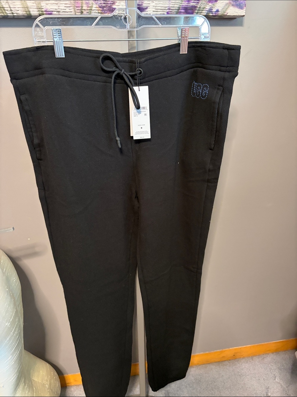 UGG Men's Daniella  Black Drawstring Joggers with Subtle Logo Size XL
